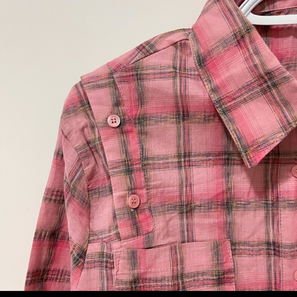 Beautiful blouse - Picture 2 of 2